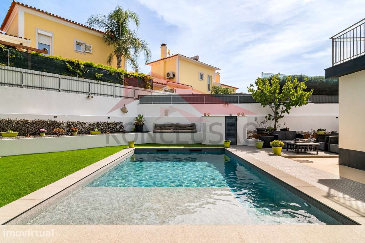 Azeitão - Moradia V4 excelente estado, Piscina - Grande imagem: 3/44