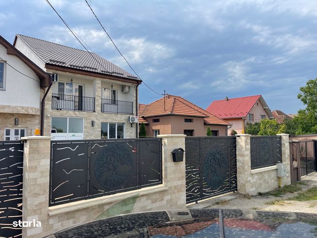 Casa Finisata,teren 700mp,Zona Lucian Blaga-0