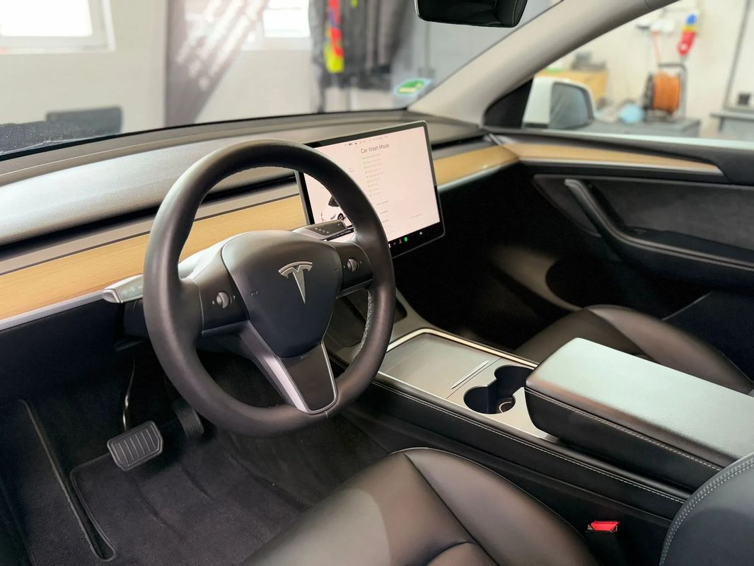 Tesla Model 3 Langstreckenbatterie Allradantrieb Dual Motor - 5