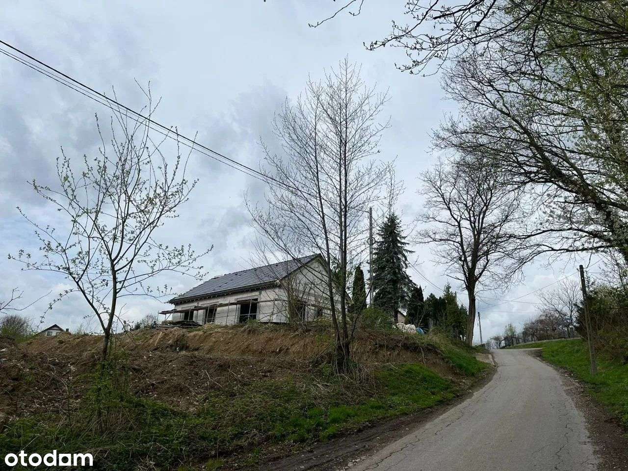 Kompaktowy dom w zielonej okolicy. Bez prowizji-4