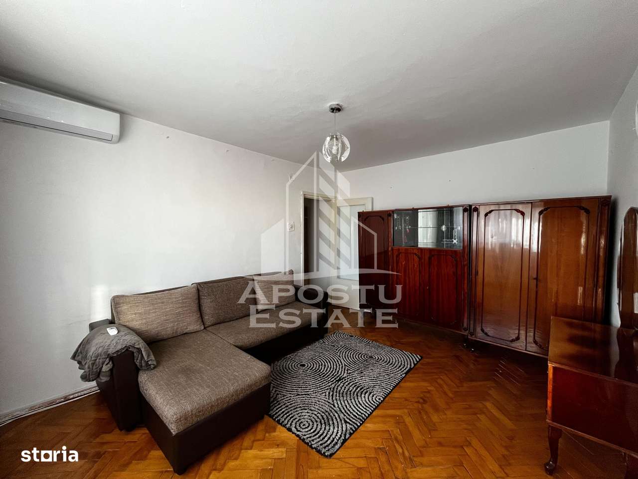 Apartament 2 camere,etaj 4,zona Sagului - Imagine principală: 2/9