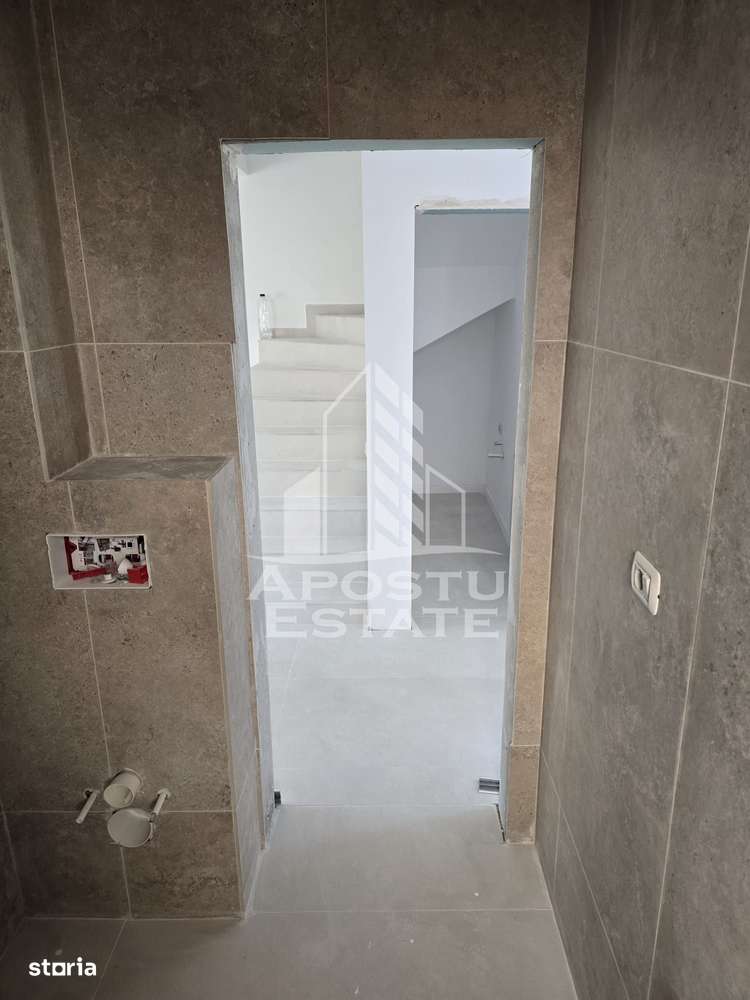 Duplex modern 4 camere la asfalt cu toate utilitatile - Mosnita Noua - Imagine principală: 4/11