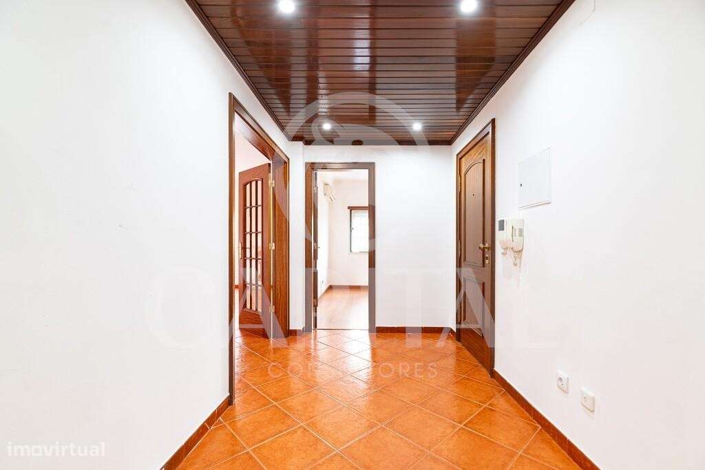 Apartamento T3 |1º Andar| Lareira com recuperador | Ar condicionado - Grande imagem: 5/31