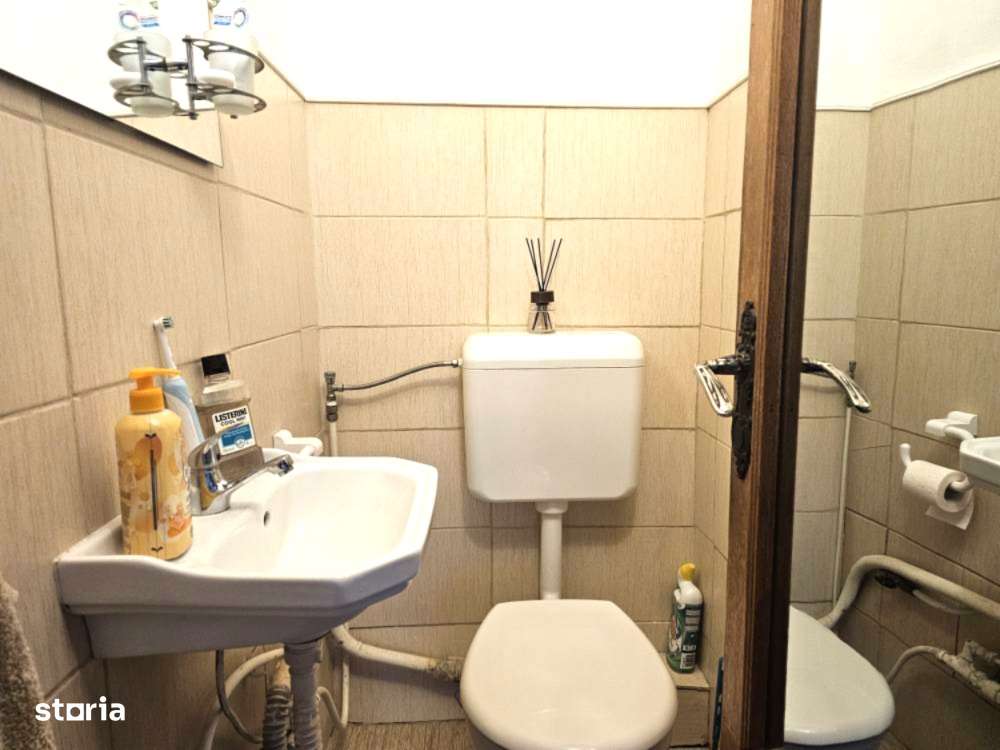 Se vinde un apartament situat în liniștitul cartier Splaiul Crișanei-12