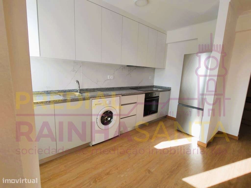 Apartamento T2 c/ aparcamento_ Santa Clara - Grande imagem: 5/17