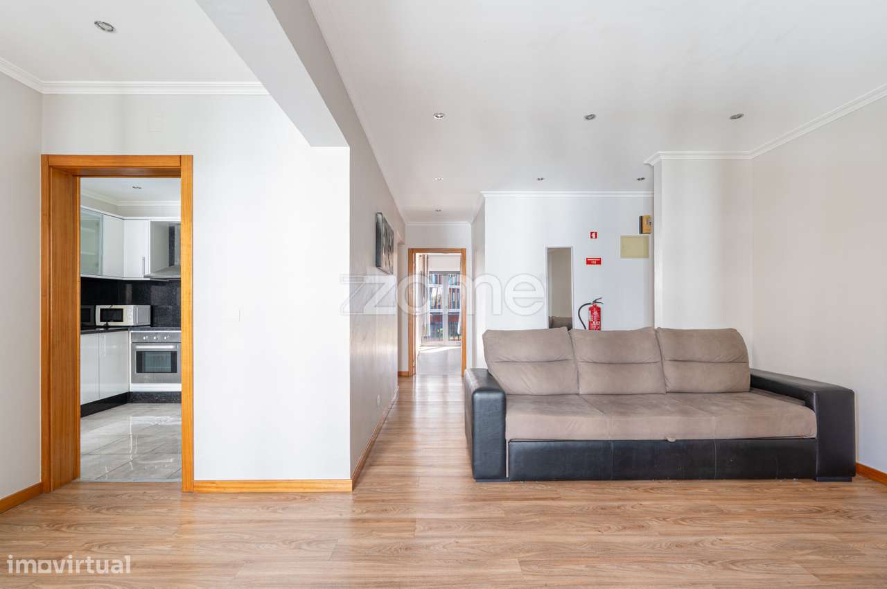 Apartamento T2 para Arrendamento, São Martinho, Funchal - Grande imagem: 5/19