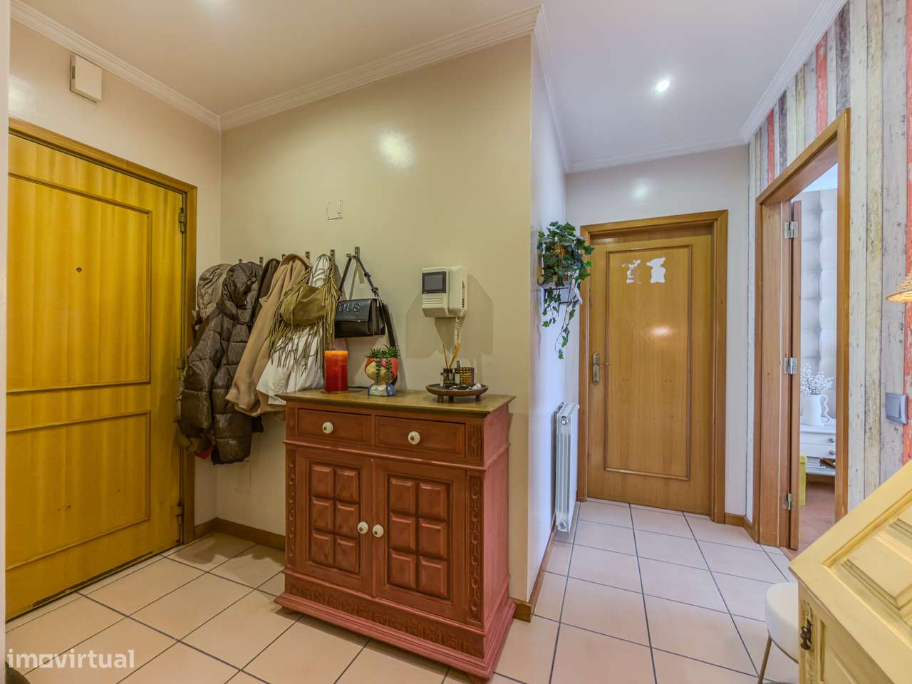 289.800€  - T4 com garagem – São João da Madeira-11