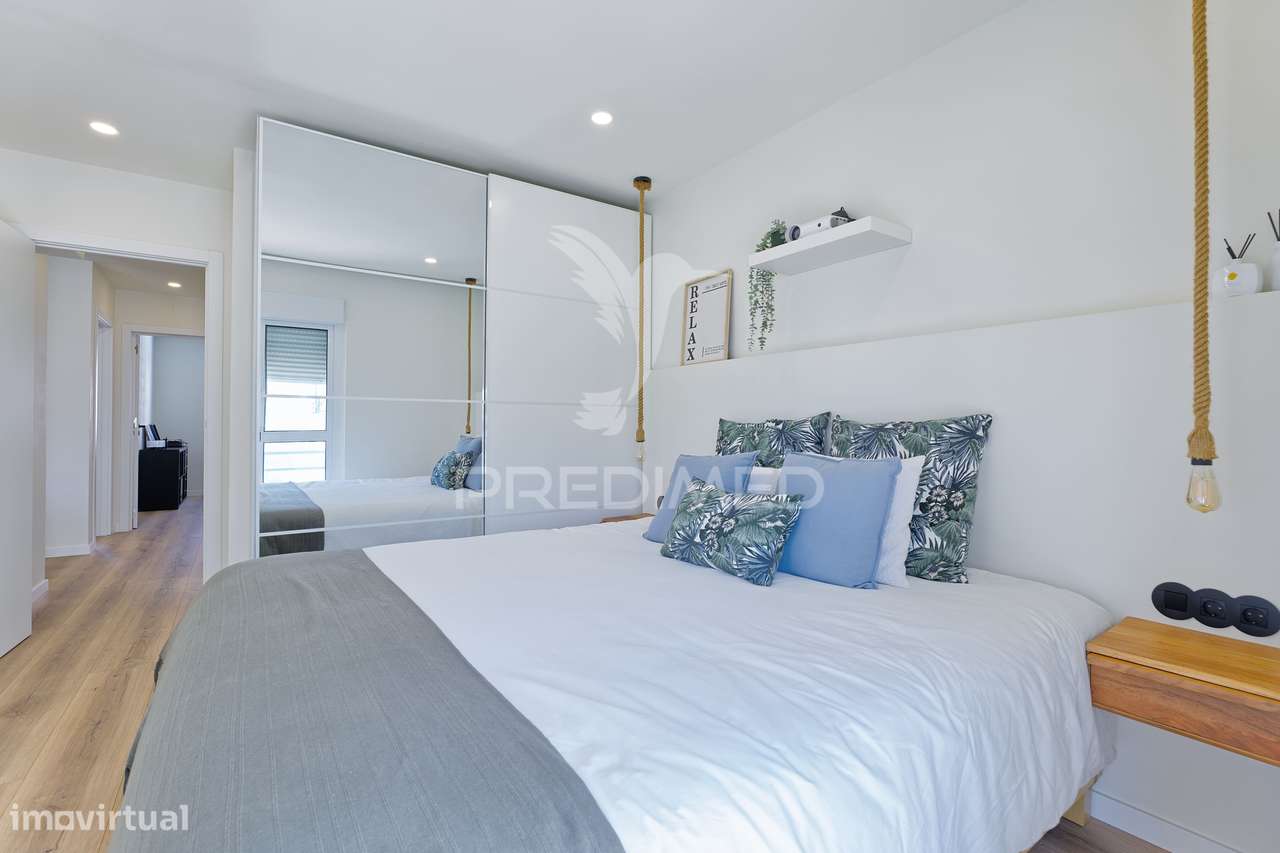 T3 em excelente estado com varanda, perto de Loures e acessos a Lisboa-6