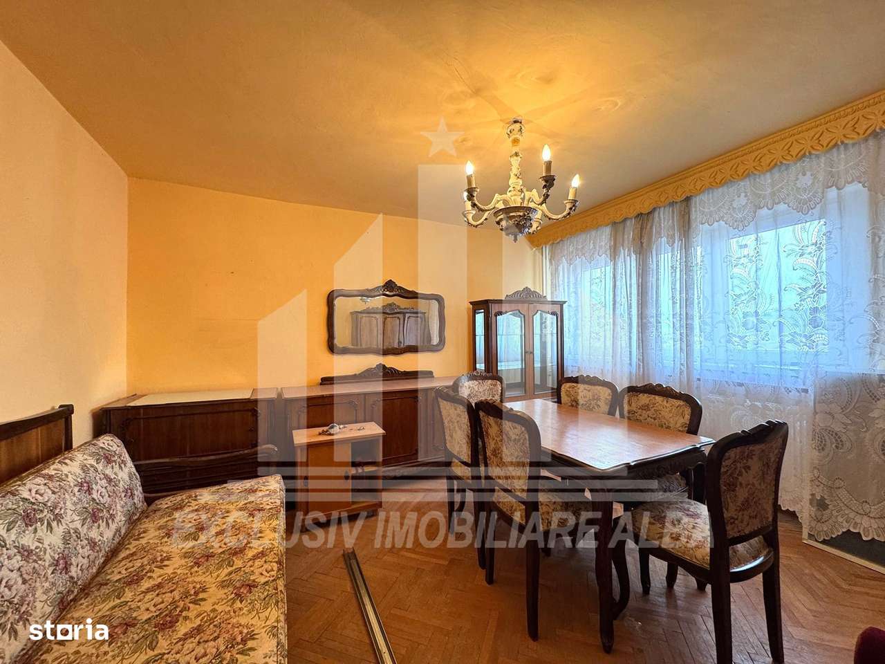 Garsoniera decomandata | 30 mp | Partial renovata | Cetate - Imagine principală: 1/3