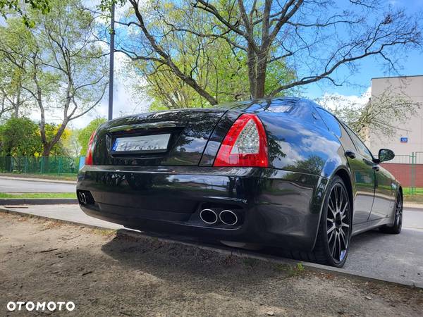 Maserati Quattroporte S - 13