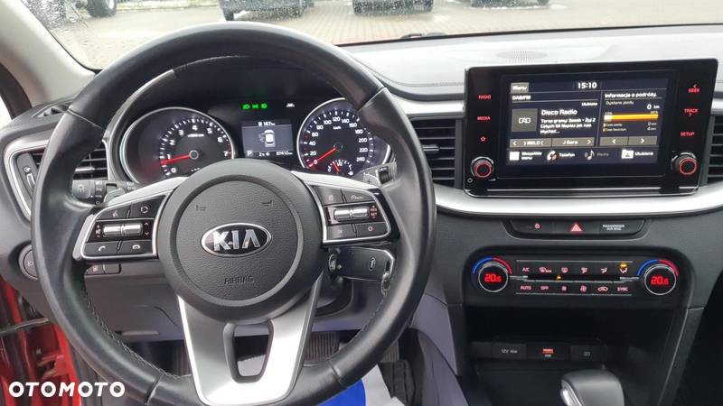 Kia XCeed - 12