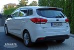 Kia Carens - 5