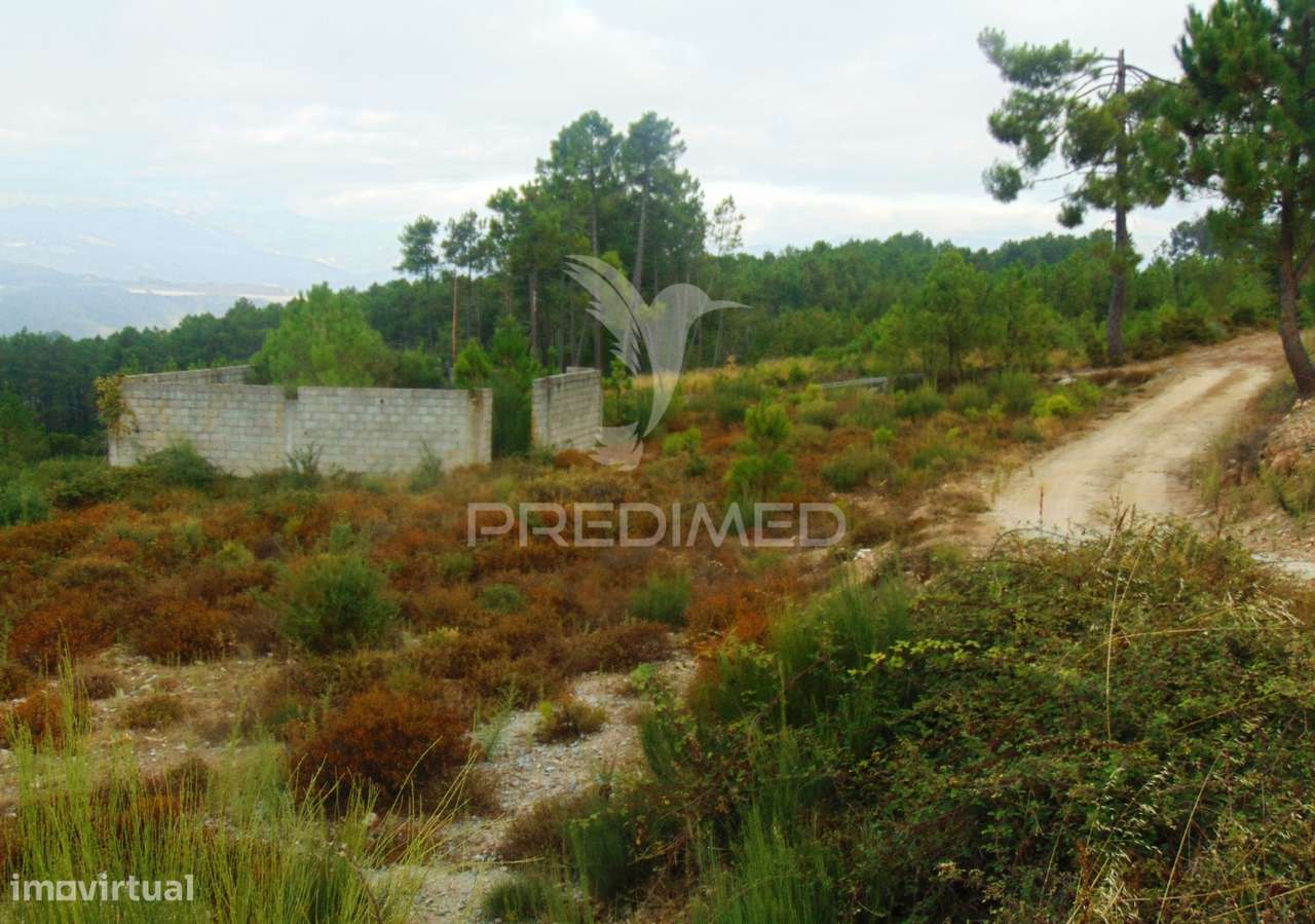 Terreno urbanizável em Abaças / Vila Real - Grande imagem: 2/14