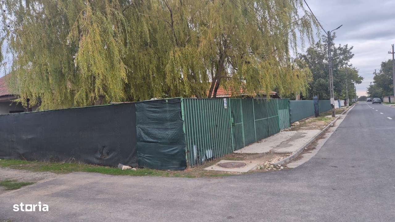 Casa cu teren generos de vanzare in Corbu-13