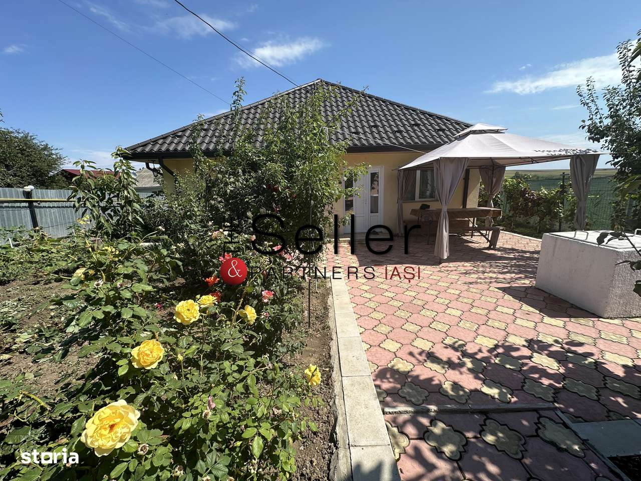 Casa individuala Holboca la strada principala - Imagine principală: 1/13