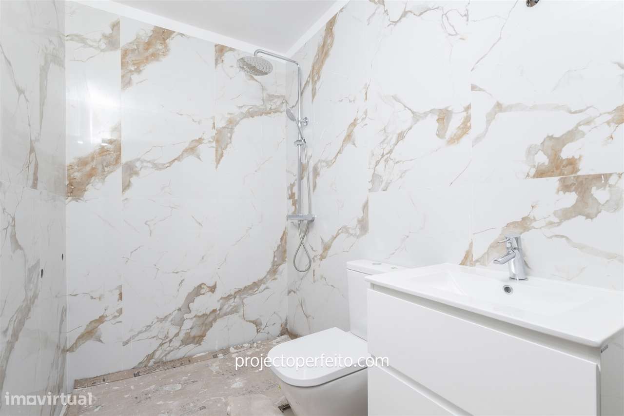 Moradia Geminada T3+1 Venda em São Félix da Marinha,Vila Nova de Gaia-33