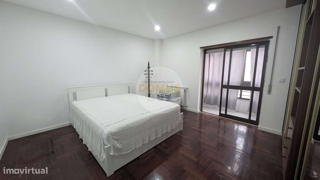 APARTAMENTO T3 REMODELADO COM 115M² AREA UTIL - PAIO PIRES-14