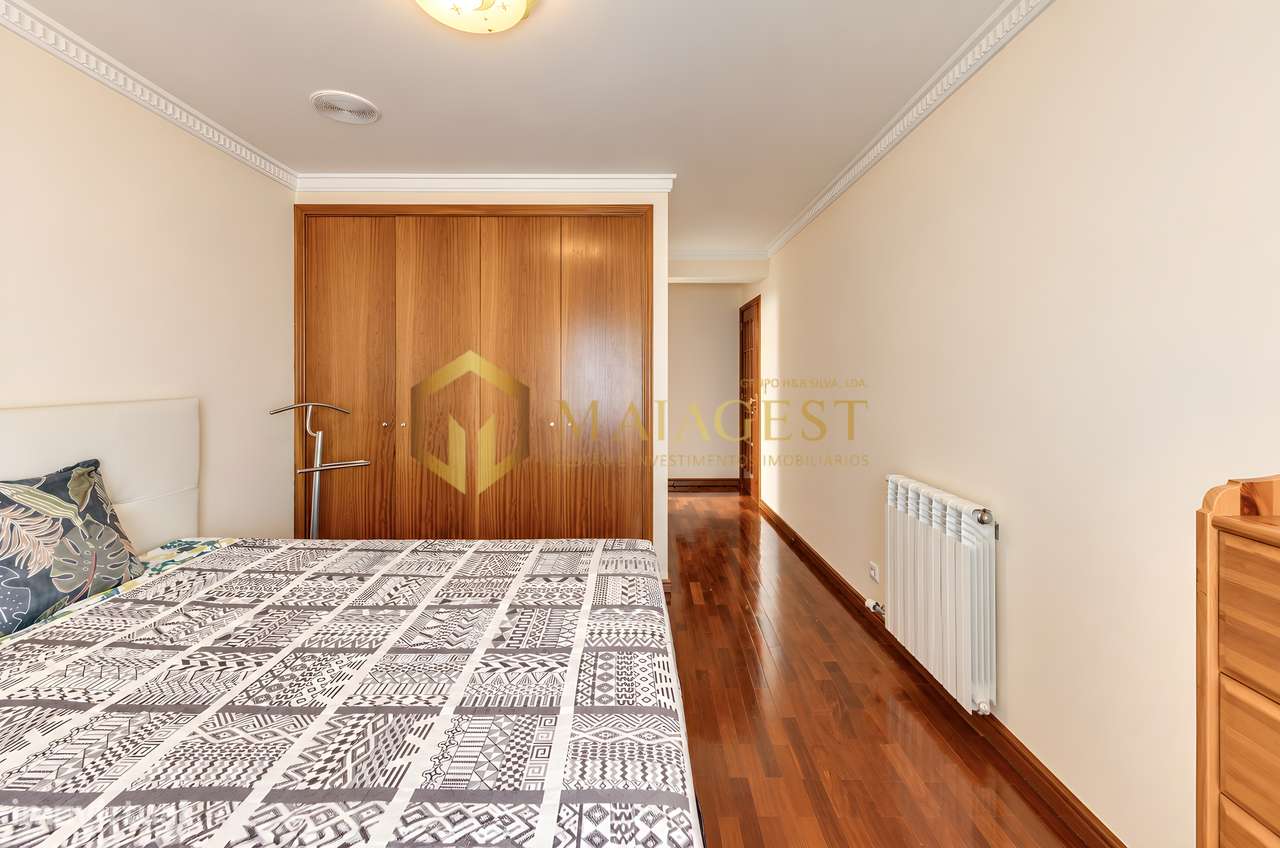Apartamento T2+1 com Suite e Varanda no Centro de Gaia-29