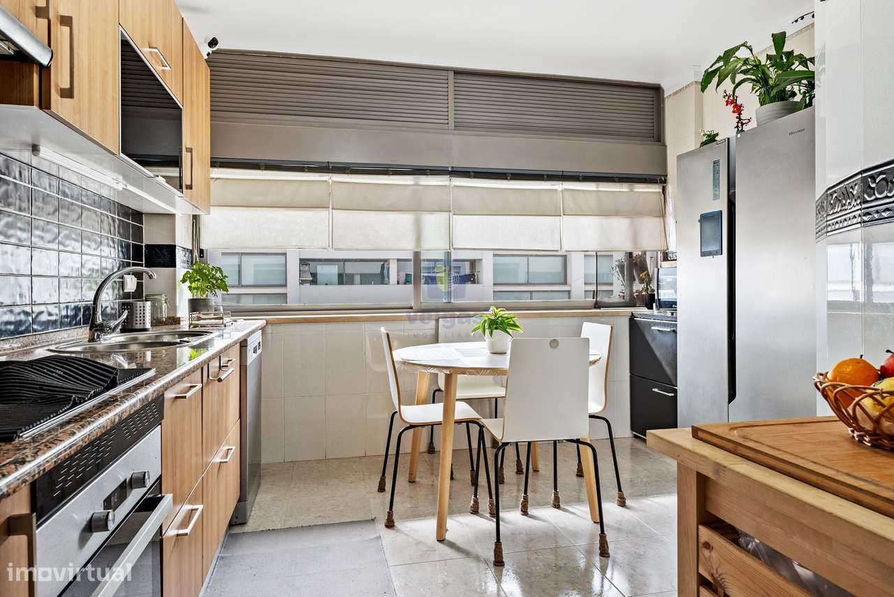 Apartamento T3 com garagem na Baixa da Banheira - Grande imagem: 3/28