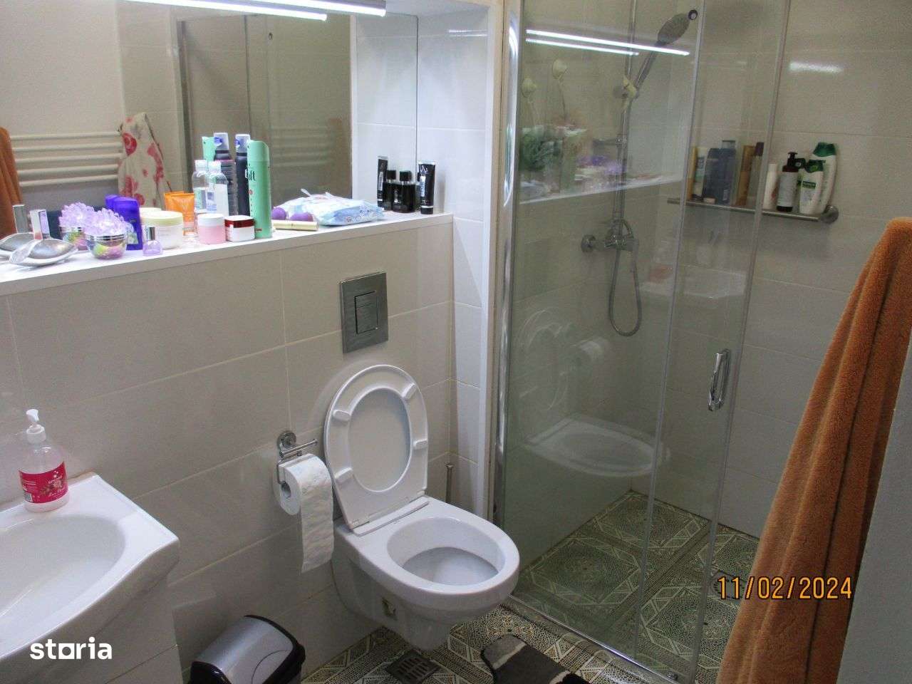 Comision 0 - Casa renovata cu 2 corpuri si gradina in Caransebes-13