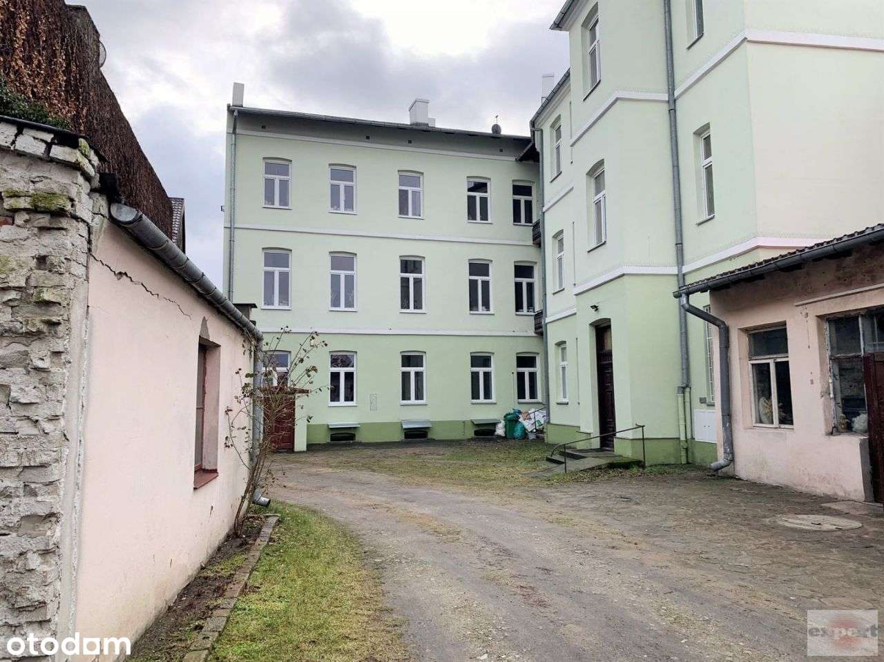 Wyjątkowa kamienica do sprzedaży w Płocku-4