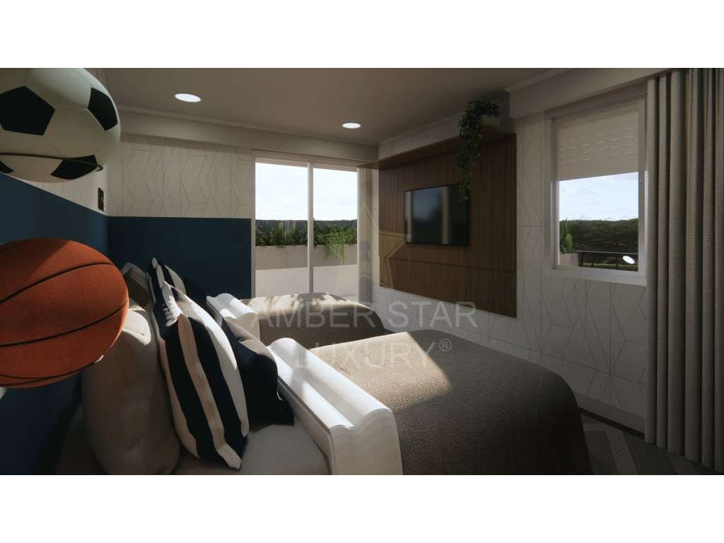 Apartamento T3 Renovado na Guia, Cascais-11