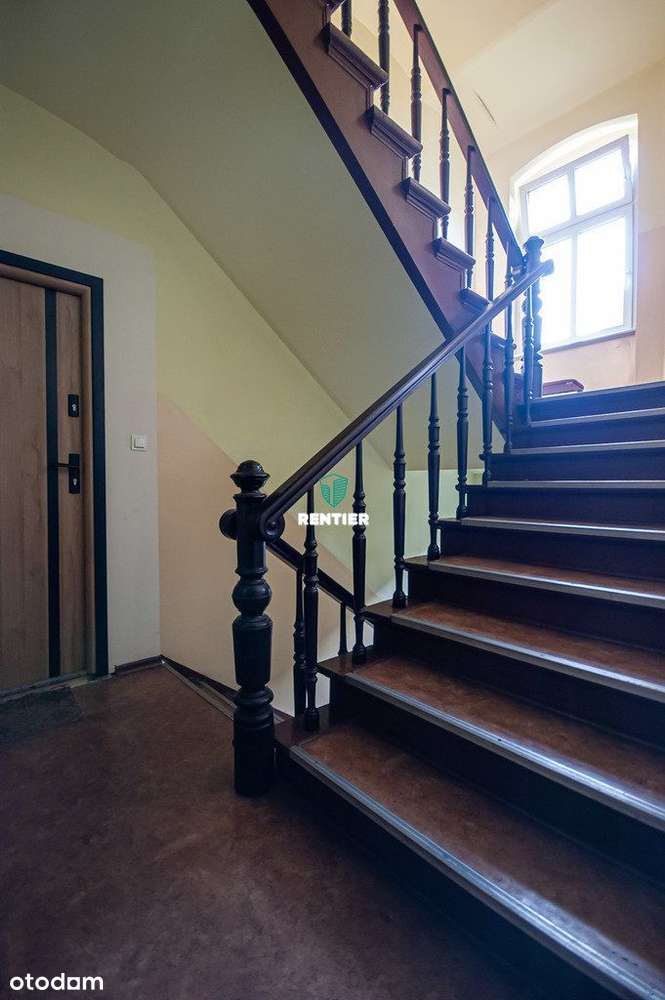 Na Sprzedaż dwa pok Kamienica w centrum al.Piastów-10