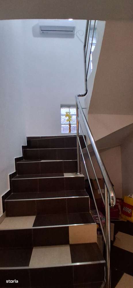 Casa spatioasa cu teren generos – Valea Calugareasca, sat Pantazi - Imagine principală: 5/14