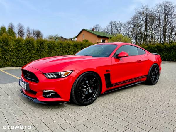 Ford Mustang 5.0 V8 GT - 1