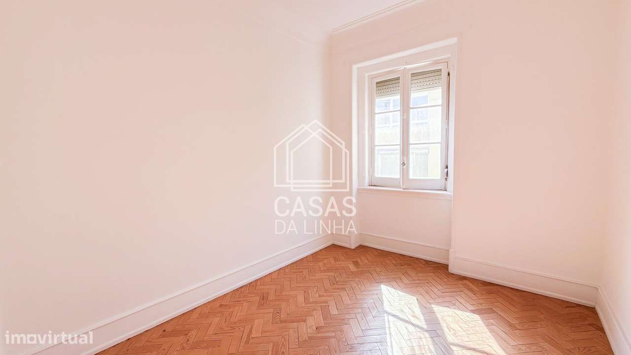 Apartamento T6 no Parque Eduardo VII - Lisboa-21