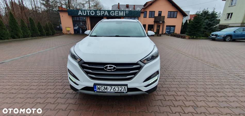 Hyundai Tucson 1.7 CRDI BlueDrive Comfort 2WD - 2