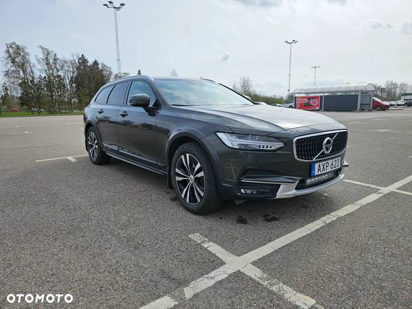 Volvo V90 Cross Country D4 AWD Geartronic Pro - 2