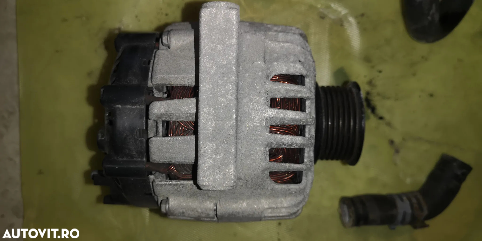 Alternator Opel 13586366 1.6 cdti 14V 140A - 2