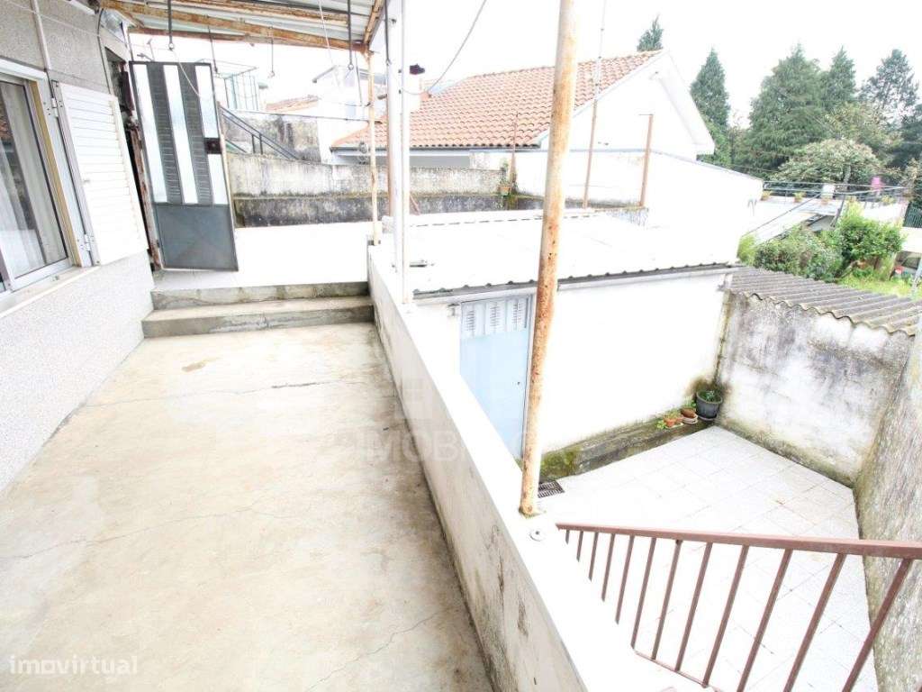 Venda Andar Moradia T2, em Real (Braga)-18