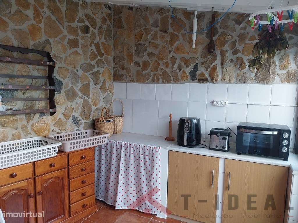 Moradia T3+1 próxima das praias-9