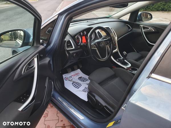 Opel Astra 1.4 Turbo Sports Tourer Innovation - 18