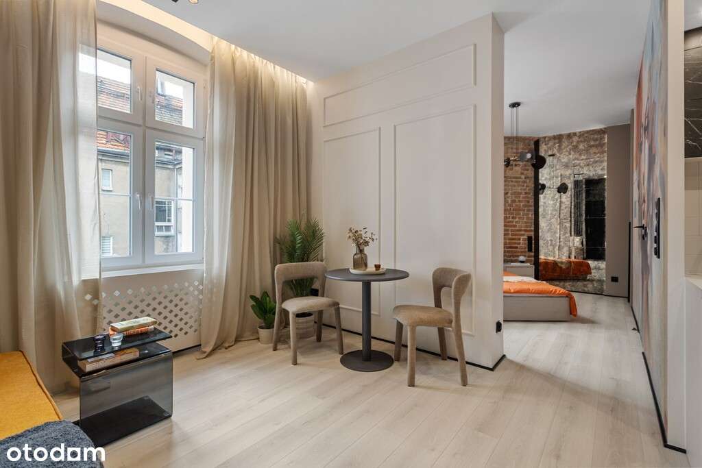 Premium M2/Zrewitalizowana kamienica/Stary Rynek-2