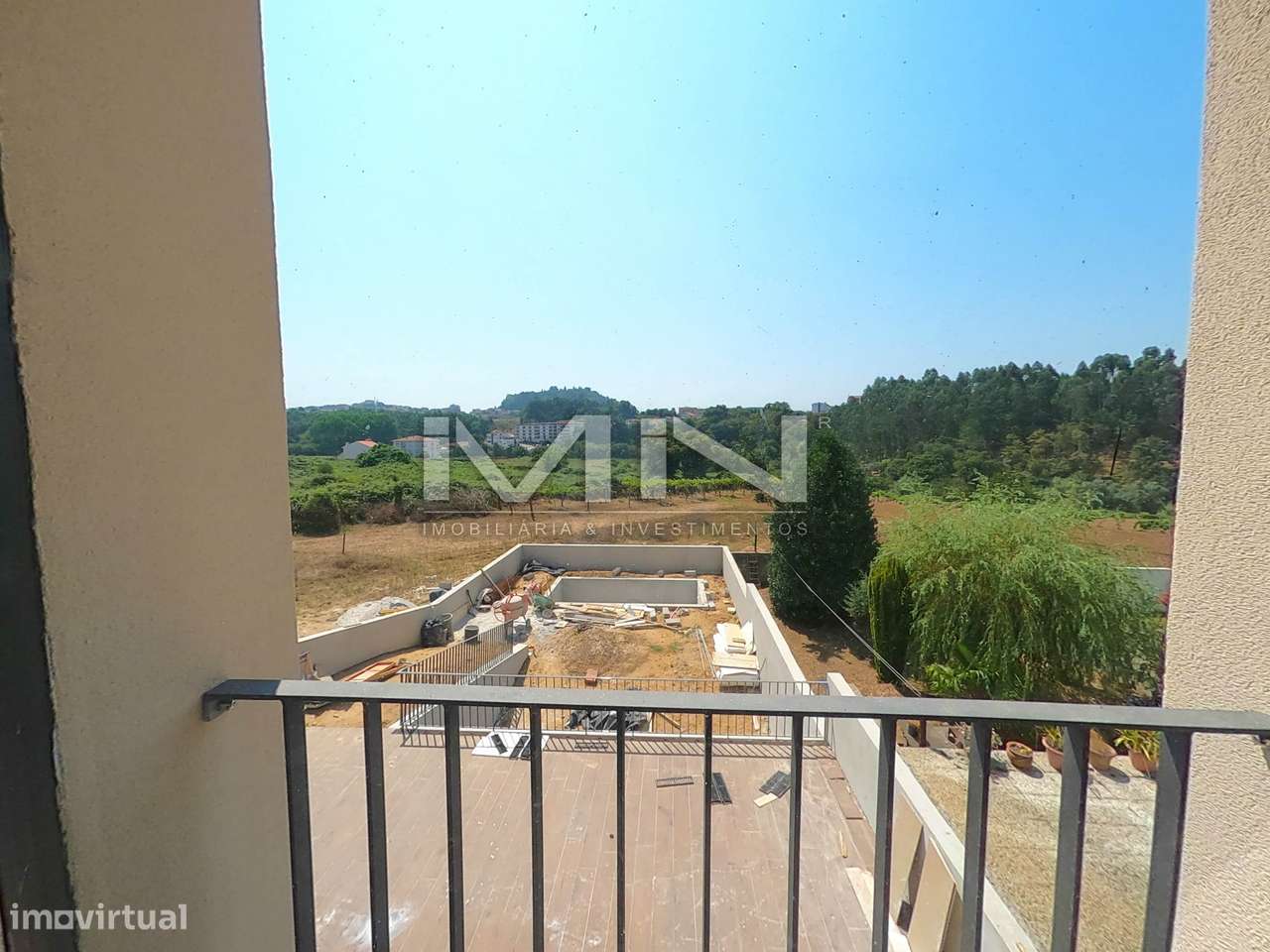 Moradia V4 -c/ piscina - 5 km do Porto-32