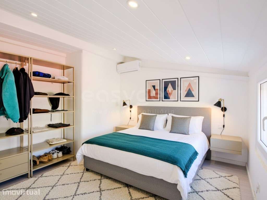 T2 remodelado no coração de Lisboa, entre o Bairro Alto e Santos-3