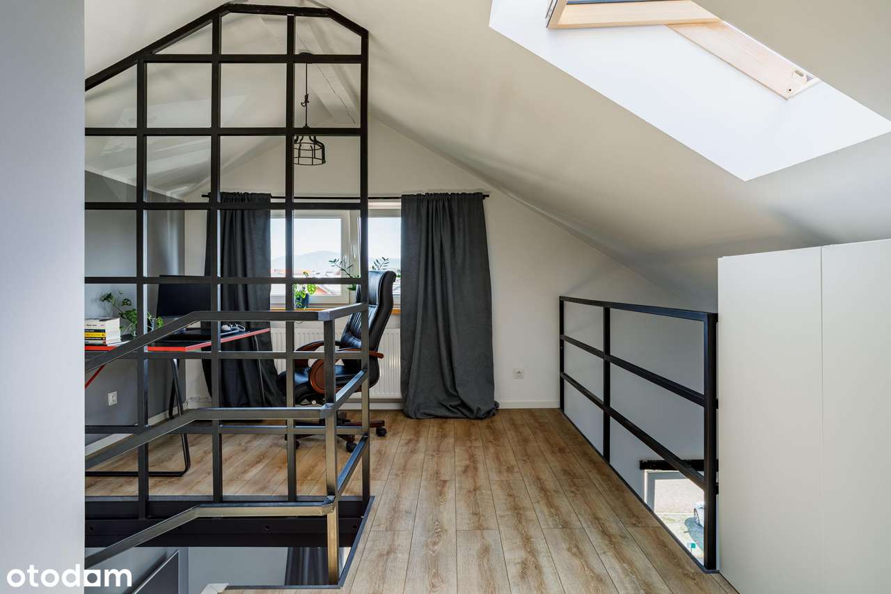 Dwupoziomowe mieszkanie z antresolą i tarasem – ul. Grondysa 7-10