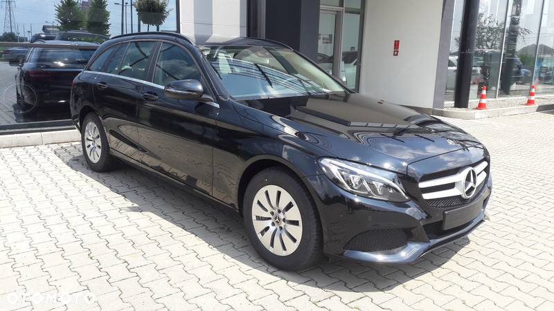 Mercedes-Benz Klasa C 250 9G-TRONIC - 4