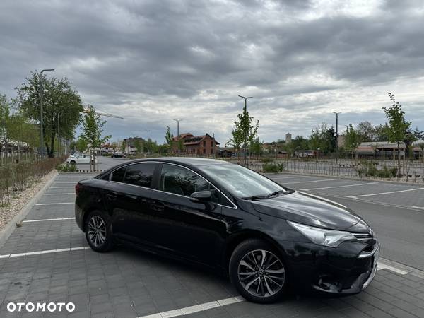 Toyota Avensis 2.0 D-4D Prestige - 2