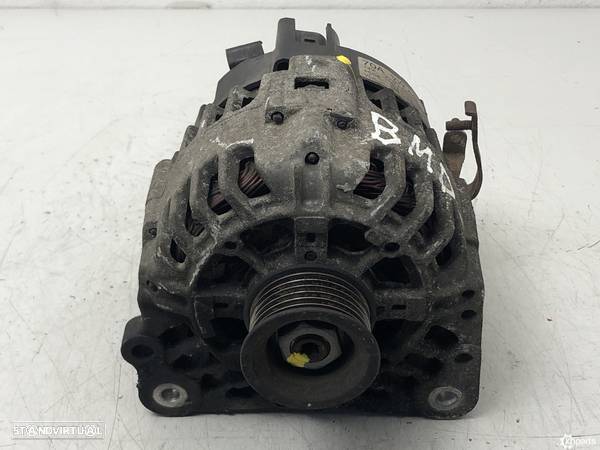 Alternador Usado VW POLO (9N_) 1.2 REF. 03D 903 025 H MOTOR BMD - 2