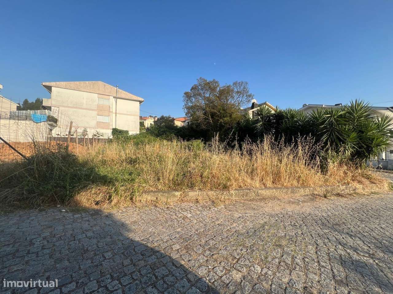 Terreno Urbano Loteado com Projeto Aprovado – Rua dos Malmequeres, Fân - Grande imagem: 5/9