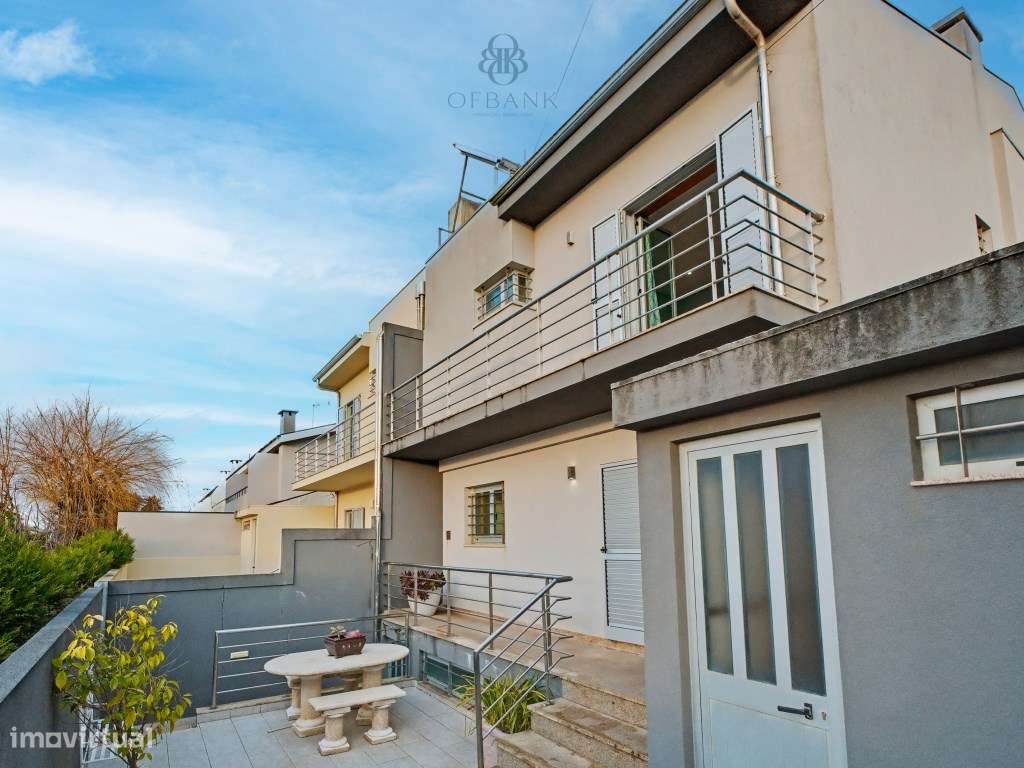 Moradia V3 no Mindelo - Conforto, espaço e eficiência num só lar-30