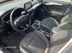 Ford Focus - 13