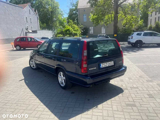 Volvo V70 2.5TDI - 8