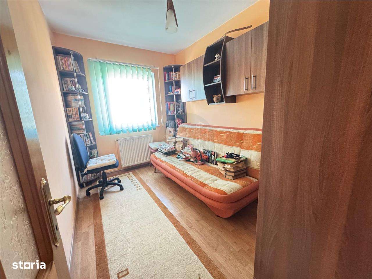 Apartament decomandat 3 camere cu 2 balcoane zona Valea Aurie - Imagine principală: 5/20