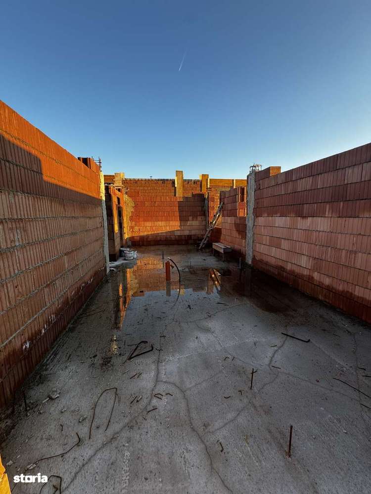 Comision 0%!Casă la roșu pe un singur nivel, zona Stupini - Imagine principală: 5/12