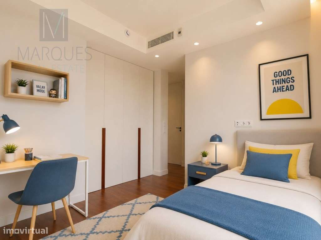 Moradia T5 com 4 Suites, Jardim e Piscina na Charneca da Caparica-16